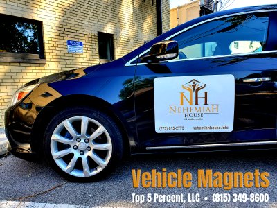 Custom vehicle magnets for businesses in Joliet Illinois